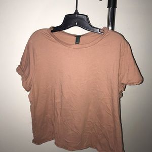 cuffed sleeve t shirt